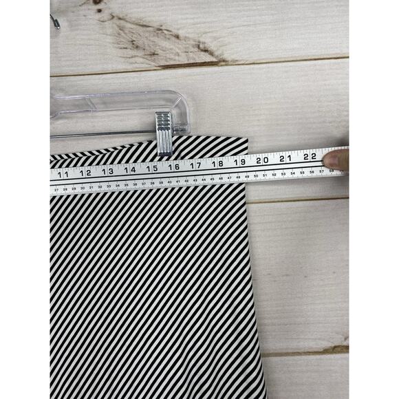 Chico's Maxi Skirt Sz 3 US XL 16 Black White Stripe Pull On Rayon Stretch Comfy - Picture 3 of 7